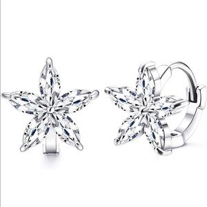 Small Hoop Flower Earrings